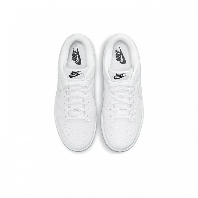 картинка Nike Dunk Low "Triple White" магазин Одежда+ являющийся официальным дистрибьютором в России 