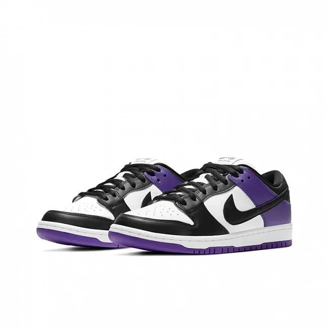 картинка Nike Dunk SB Low "Court Purple" магазин Одежда+ являющийся официальным дистрибьютором в России 