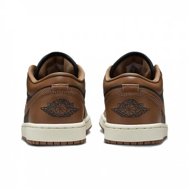картинка Nike Air Jordan 1 Low Brown Brun магазин Одежда+ являющийся официальным дистрибьютором в России 