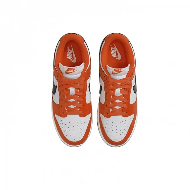 картинка Nike Dunk Low WMNS "Patent Halloween" магазин Одежда+ являющийся официальным дистрибьютором в России 