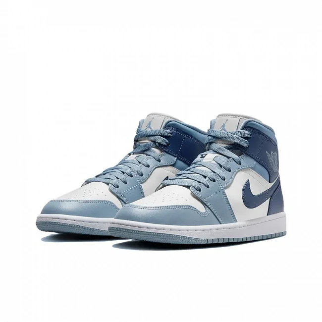 картинка Nike Air Jordan 1 Mid Sail Diffused Blue магазин Одежда+ являющийся официальным дистрибьютором в России 