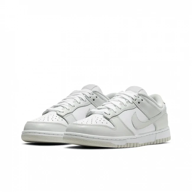 картинка Nike Dunk Low WMNS "Photon Dust" магазин Одежда+ являющийся официальным дистрибьютором в России 