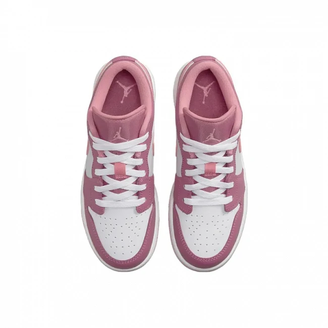 картинка Nike Air Jordan 1 Low GS "Desert Berry" магазин Одежда+ являющийся официальным дистрибьютором в России 