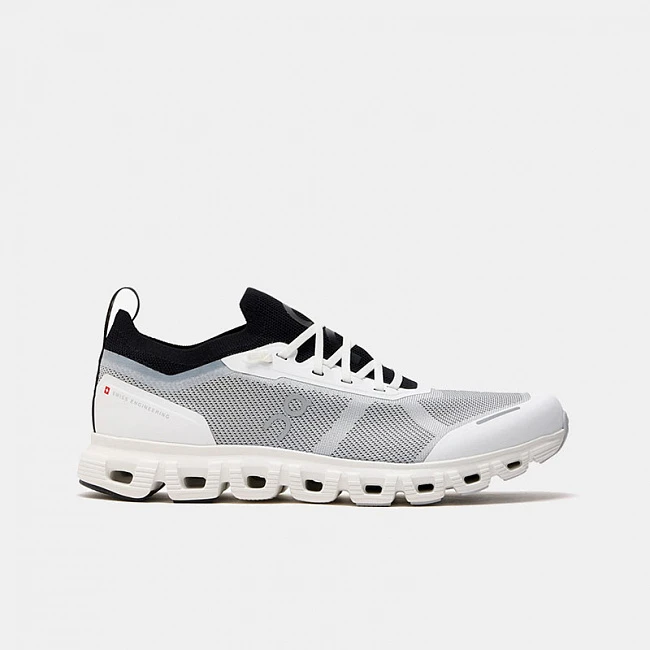 On Cloud 6 Versa White / Grey