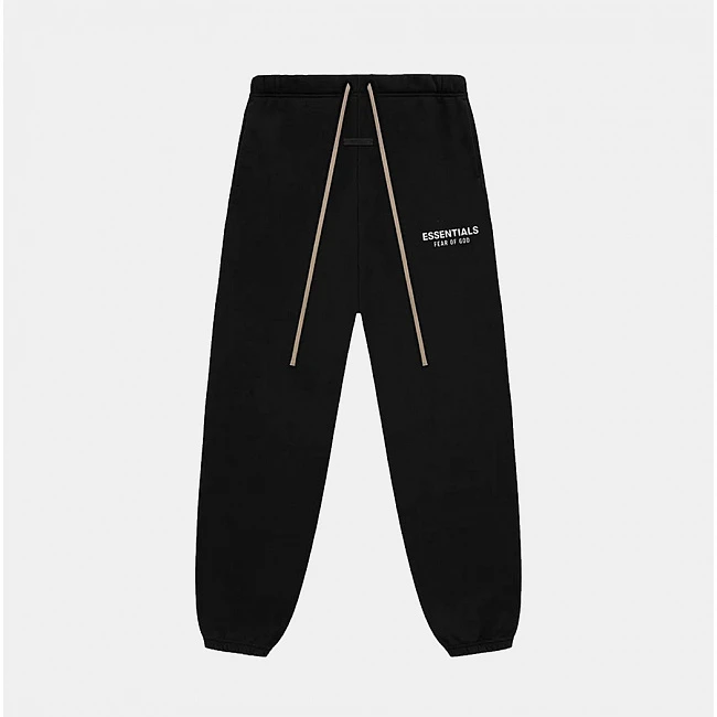 картинка Fear of God Essentials Fleece Sweatpant 'Black' магазин Одежда+ являющийся официальным дистрибьютором в России 