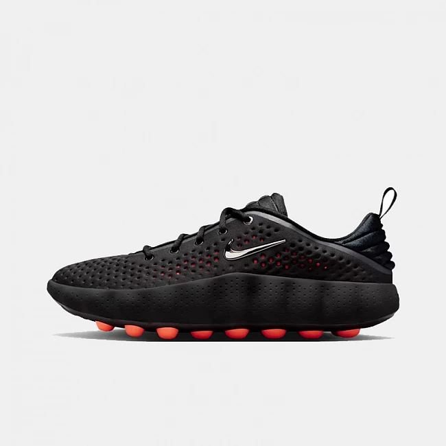 картинка Nike Mind 002 Black & Hyper Crimson магазин Одежда+ являющийся официальным дистрибьютором в России 
