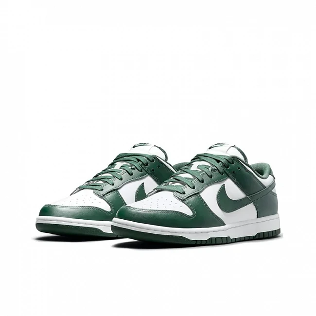картинка Nike Dunk Low Michigan State магазин Одежда+ являющийся официальным дистрибьютором в России 
