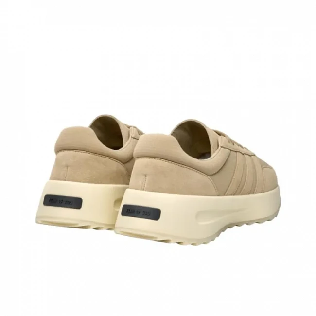 картинка Adidas Fear Of God Athletics Los Angeles Runner 'Clay' магазин Одежда+ являющийся официальным дистрибьютором в России 