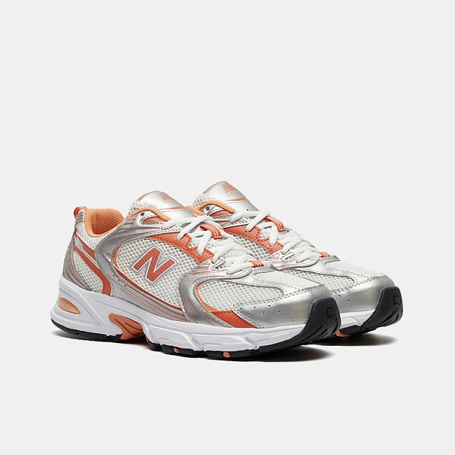 картинка New Balance 530 Beige/Metallic магазин Одежда+ являющийся официальным дистрибьютором в России 