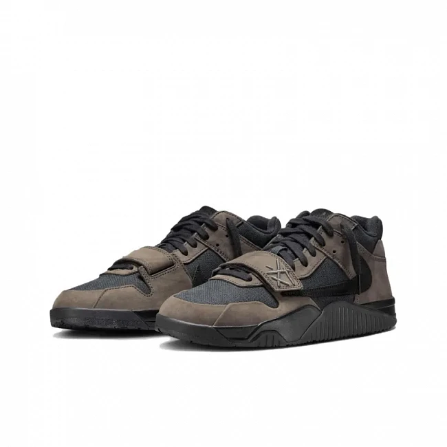 картинка Nike Air Jordan Jumpman Jack Tr Travis Scott Dark Mocha магазин Одежда+ являющийся официальным дистрибьютором в России 