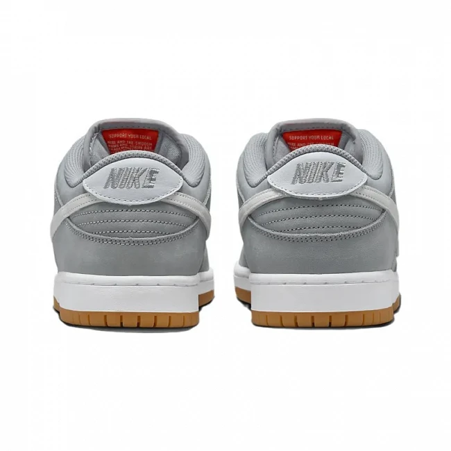 картинка Nike Dunk SB Low Pro ISO SB "Wolf Grey Gum" магазин Одежда+ являющийся официальным дистрибьютором в России 