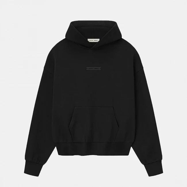 картинка Fear of God Essential Logo Classic Fit Fleece Hoodie Jet Black магазин Одежда+ являющийся официальным дистрибьютором в России 