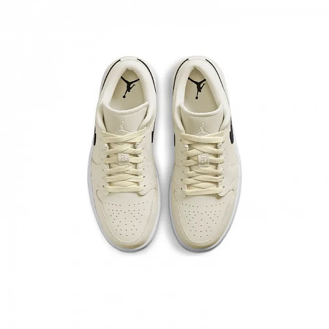 картинка Nike Air Jordan 1 Low WMNS "Coconut Milk" магазин Одежда+ являющийся официальным дистрибьютором в России 