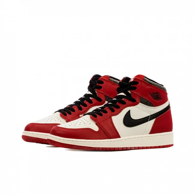 картинка Nike Air Jordan 1 Retro High OG "Chicago" 2022 GS магазин Одежда+ являющийся официальным дистрибьютором в России 