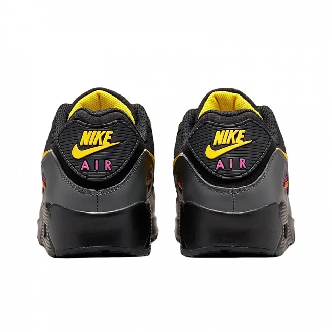 картинка Nike Air Max 90 Gore-Tex Black Cargo Khaki магазин Одежда+ являющийся официальным дистрибьютором в России 