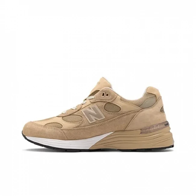 картинка New Balance 992 Tan магазин Одежда+ являющийся официальным дистрибьютором в России 