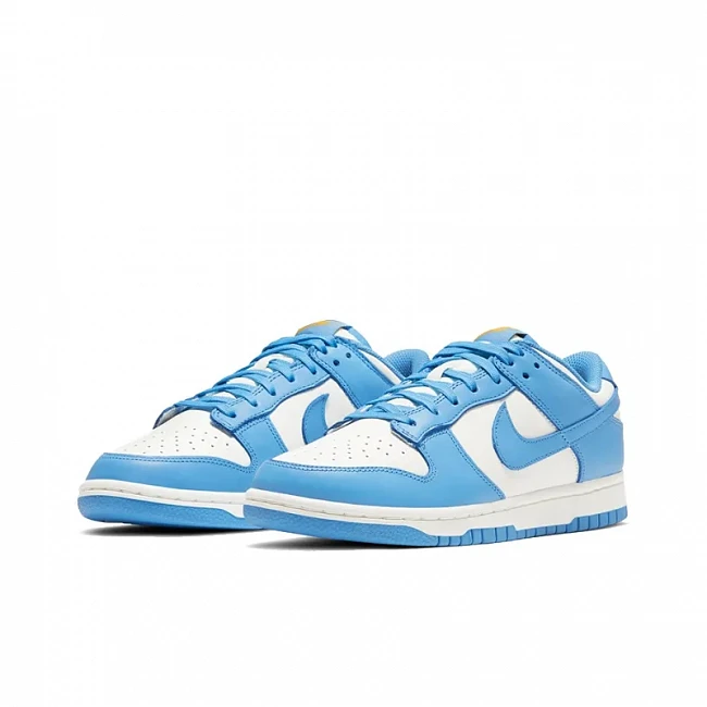 картинка Nike SB Zoom Dunk Low Pro Sky Blue White магазин Одежда+ являющийся официальным дистрибьютором в России 