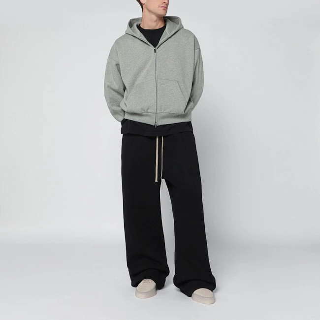 картинка Fear of God Essential Fleece Hoodie Jacke Beton Heather магазин Одежда+ являющийся официальным дистрибьютором в России 