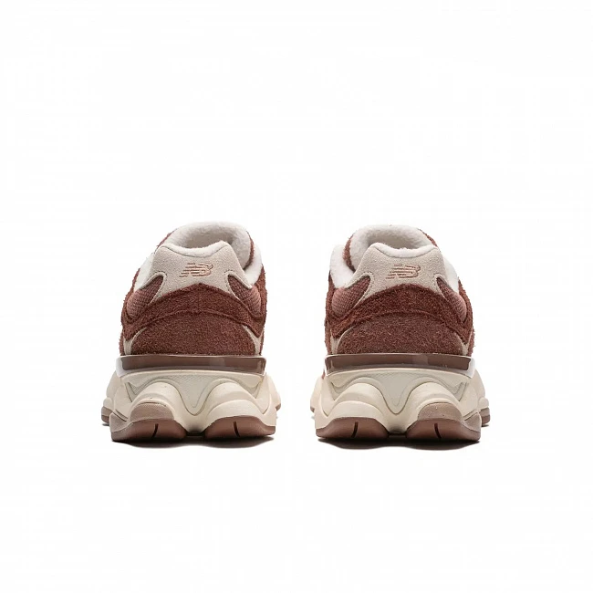 картинка New Balance 9060 Rich Oak магазин Одежда+ являющийся официальным дистрибьютором в России 