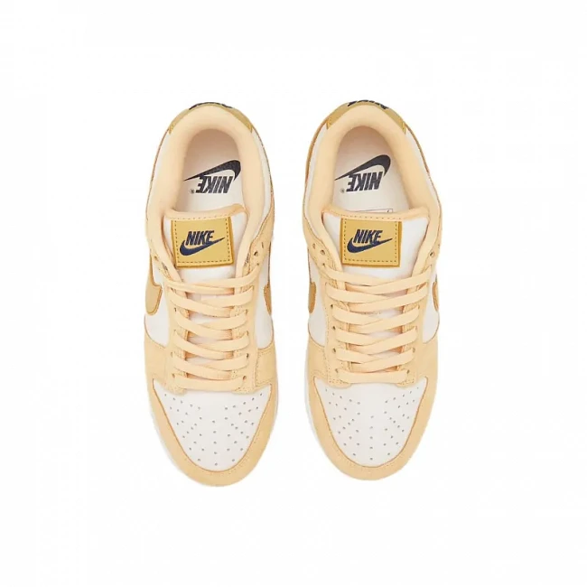картинка Nike Dunk Low WMNS "Celestial Gold Suede" магазин Одежда+ являющийся официальным дистрибьютором в России 
