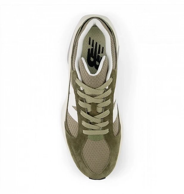 картинка New Balance UWRPD Runner CCC Green Olive магазин Одежда+ являющийся официальным дистрибьютором в России 