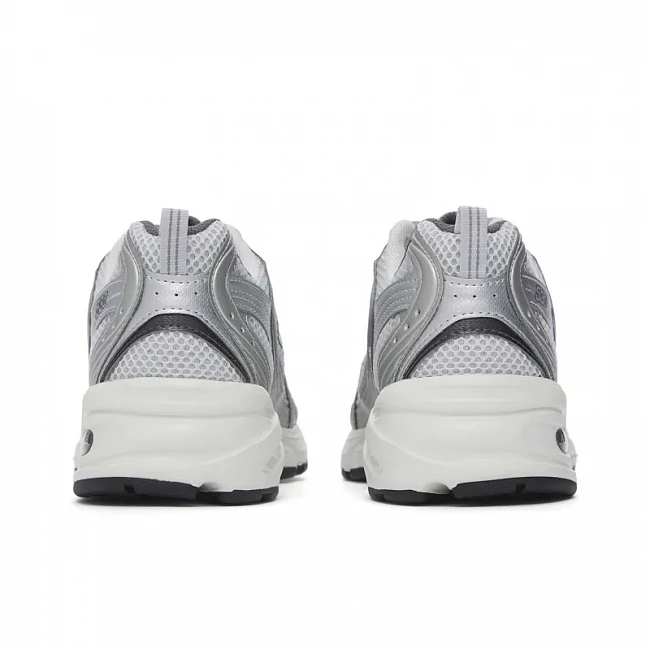 картинка New Balance 530 Grey Matter Silver Metallic магазин Одежда+ являющийся официальным дистрибьютором в России 
