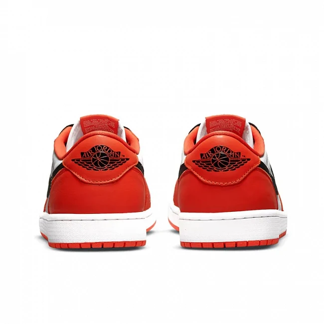 картинка Nike Air Jordan 1 Low "Starfish" магазин Одежда+ являющийся официальным дистрибьютором в России 