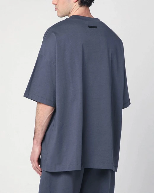 картинка Fear of God Essentials Jersey Crewneck Tee Marine магазин Одежда+ являющийся официальным дистрибьютором в России 