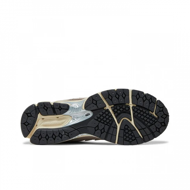 картинка New Balance 1906R Beige Cream магазин Одежда+ являющийся официальным дистрибьютором в России 