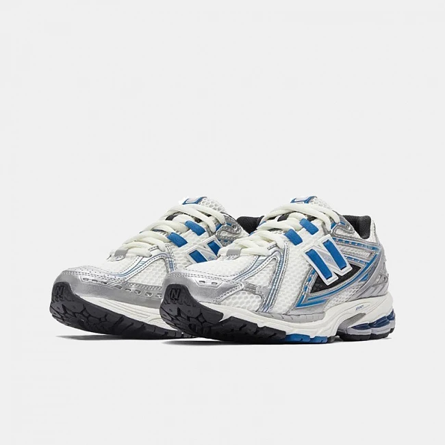 картинка New Balance 1906R Silver Metallic Blue Agate магазин Одежда+ являющийся официальным дистрибьютором в России 