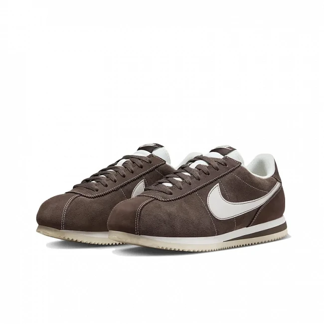 картинка Nike Cortez Hangul Day магазин Одежда+ являющийся официальным дистрибьютором в России 