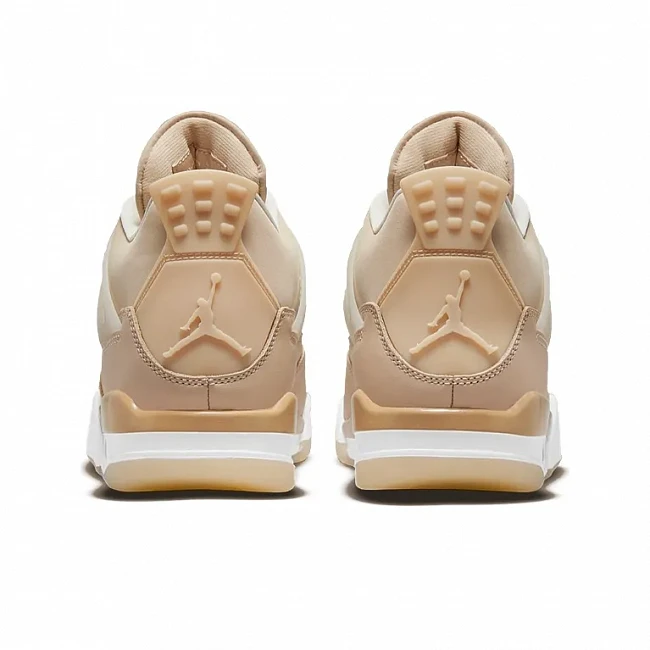 картинка Nike Air Jordan 4 "Shimmer Metallic Silver" магазин Одежда+ являющийся официальным дистрибьютором в России 