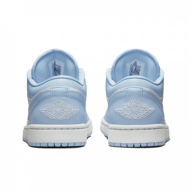 картинка Nike Air Jordan 1 Low WMNS "Aluminium" магазин Одежда+ являющийся официальным дистрибьютором в России 