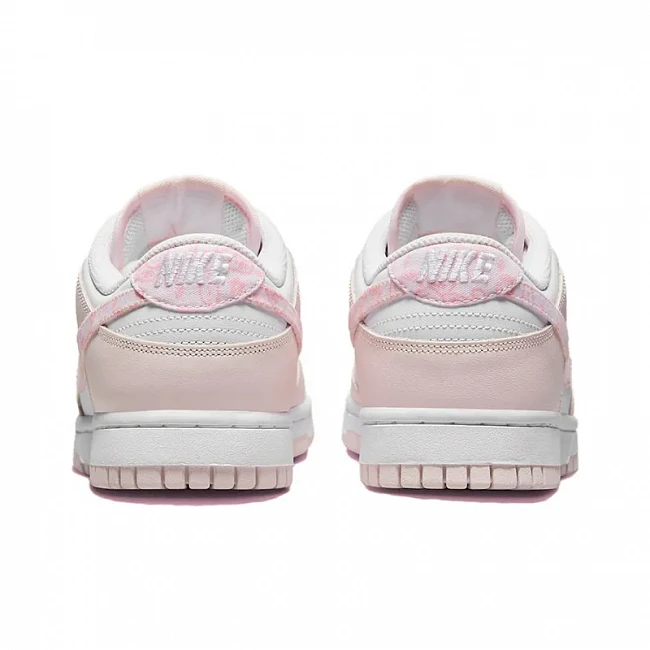 картинка Nike Dunk Low WMNS "Paisley Pack Pink" магазин Одежда+ являющийся официальным дистрибьютором в России 