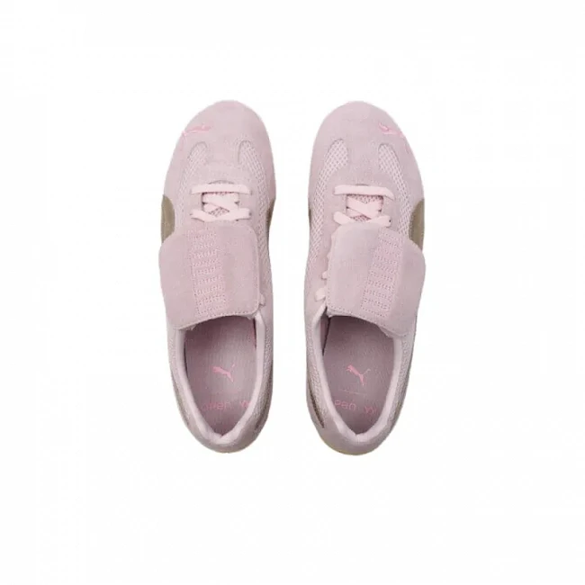 картинка PUMA X Open Yy Speedcat Whisp Of Pink Chamomile магазин Одежда+ являющийся официальным дистрибьютором в России 