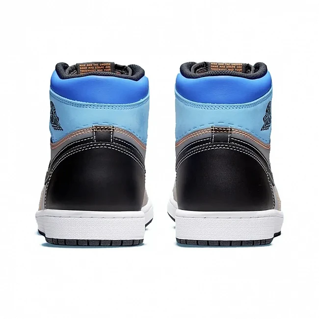 картинка Nike Air Jordan Jordan 1 High OG "Prototype" магазин Одежда+ являющийся официальным дистрибьютором в России 