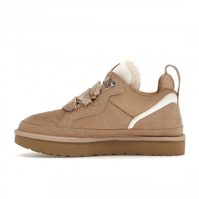 картинка UGG Lowmel Sand магазин Одежда+ являющийся официальным дистрибьютором в России 