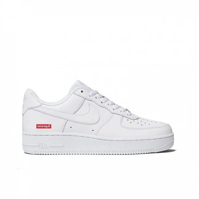 картинка Supreme x Nike Air Force 1 Low 'box logo' магазин Одежда+ являющийся официальным дистрибьютором в России 