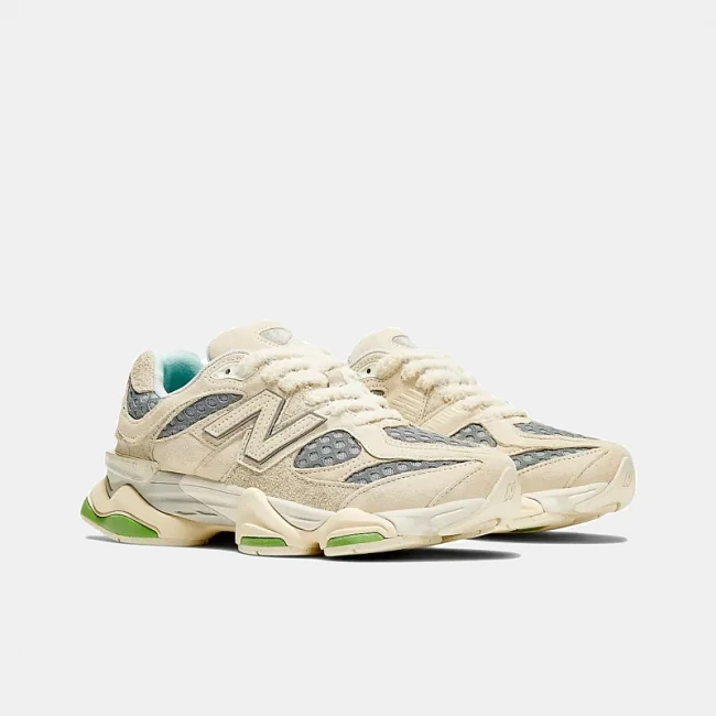 New Balance 9060 Bricks & Wood