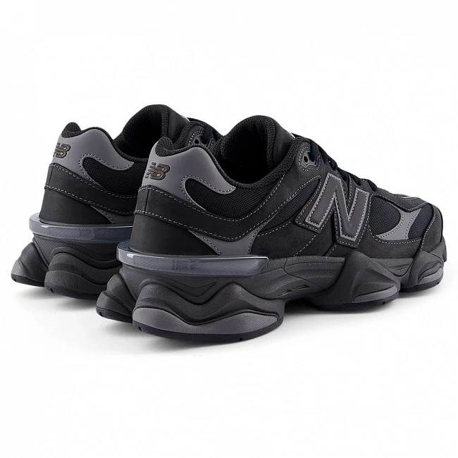 картинка New Balance 9060 Mono Black магазин Одежда+ являющийся официальным дистрибьютором в России 