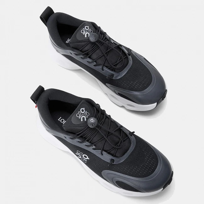 On x LOEWE Cloudsolo Black / White
