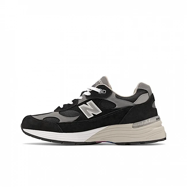картинка New Balance 992 Black Grey Suede магазин Одежда+ являющийся официальным дистрибьютором в России 