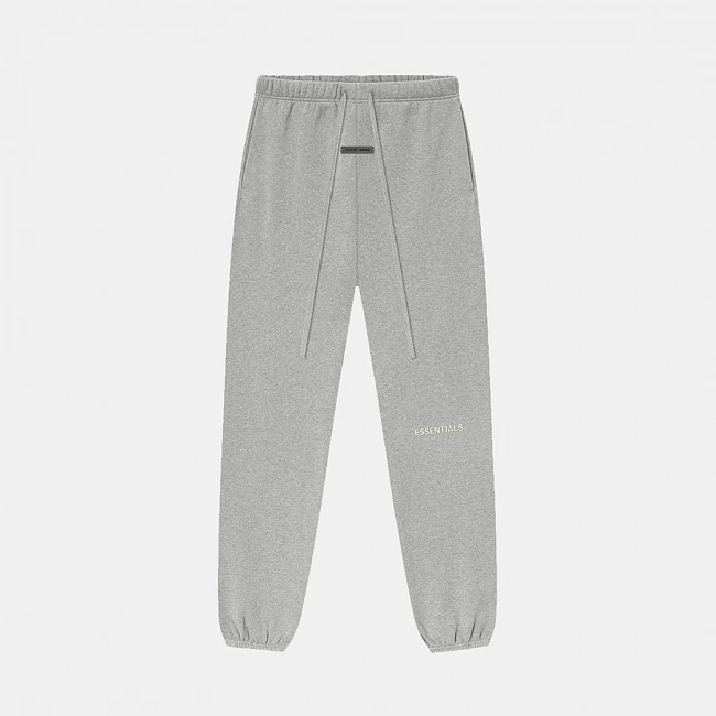 картинка Fear of God Essentials Fleece Sweatpants Concrete Heather магазин Одежда+ являющийся официальным дистрибьютором в России 
