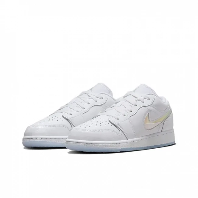картинка Nike Air Jordan 1 Low SE Glitter Swoosh (GS) магазин Одежда+ являющийся официальным дистрибьютором в России 