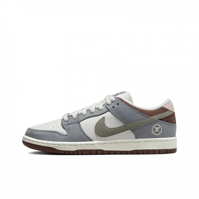 картинка Nike Dunk Low Yuto Horigome магазин Одежда+ являющийся официальным дистрибьютором в России 