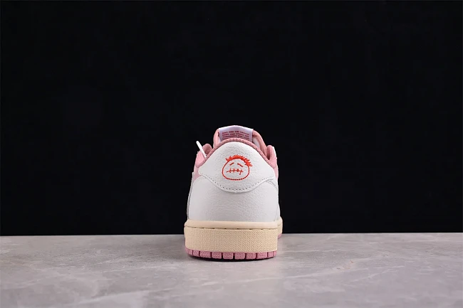 картинка Nike Air Jordan 1 Low OG Travis Scott Pink Shy магазин Одежда+ являющийся официальным дистрибьютором в России 