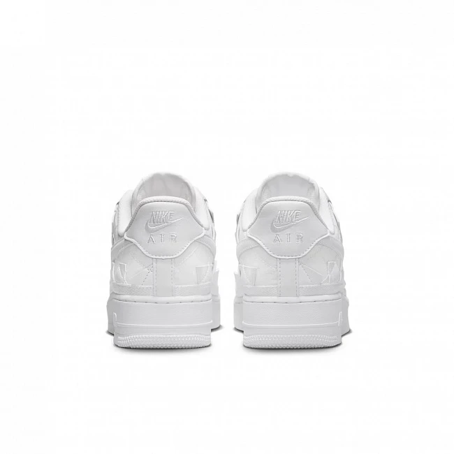 картинка Nike Air Force 1 Low Billie Triple White магазин Одежда+ являющийся официальным дистрибьютором в России 
