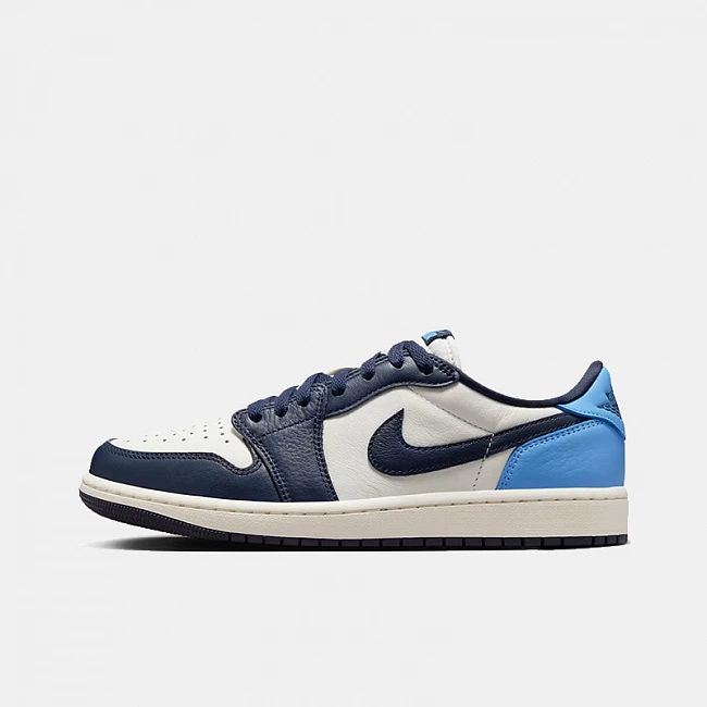 картинка Nike Air Jordan 1 Retro Low OG Obsidian магазин Одежда+ являющийся официальным дистрибьютором в России 