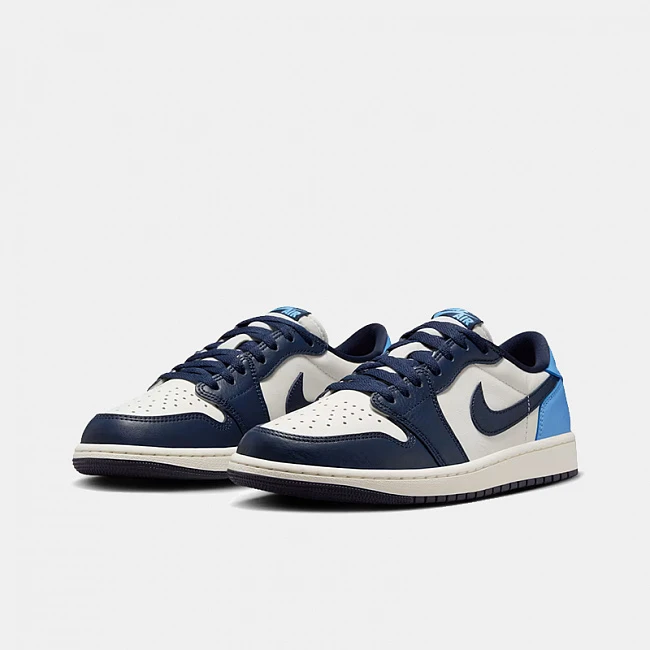 картинка Nike Air Jordan 1 Retro Low OG Obsidian магазин Одежда+ являющийся официальным дистрибьютором в России 