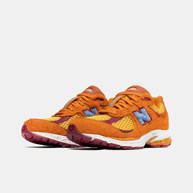 картинка New Balance 2002R х Salehe Bembury "Peace be the journey" Orange магазин Одежда+ являющийся официальным дистрибьютором в России 